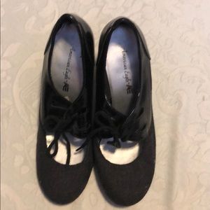 America. Eagle dress shoes